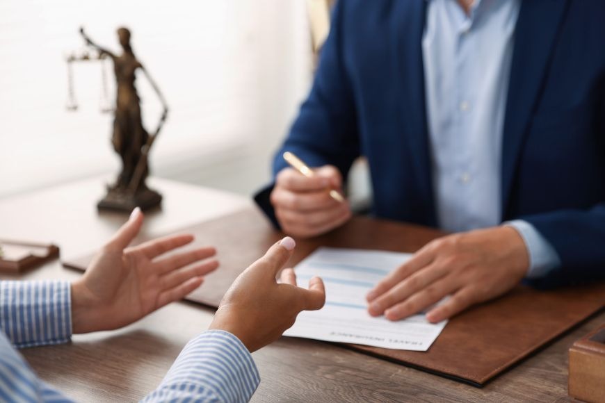 Professional Lawyer in Dubai and Abu Dhabi | Dr. Hassan Elhais Professional Lawyer in Dubai and Abu Dhabi | Dr. Hassan Elhais